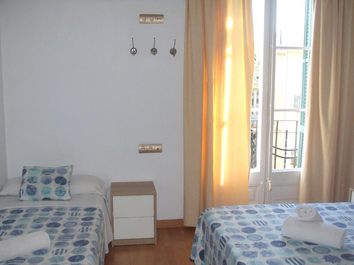 Dreibettzimmer mit eigenem Bad