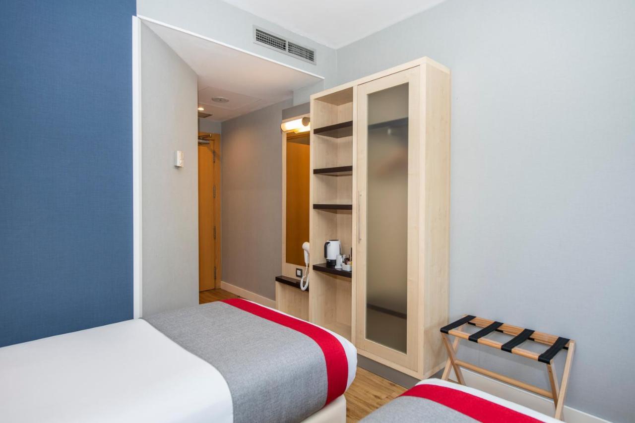 Standard Room with Free Breakfast
