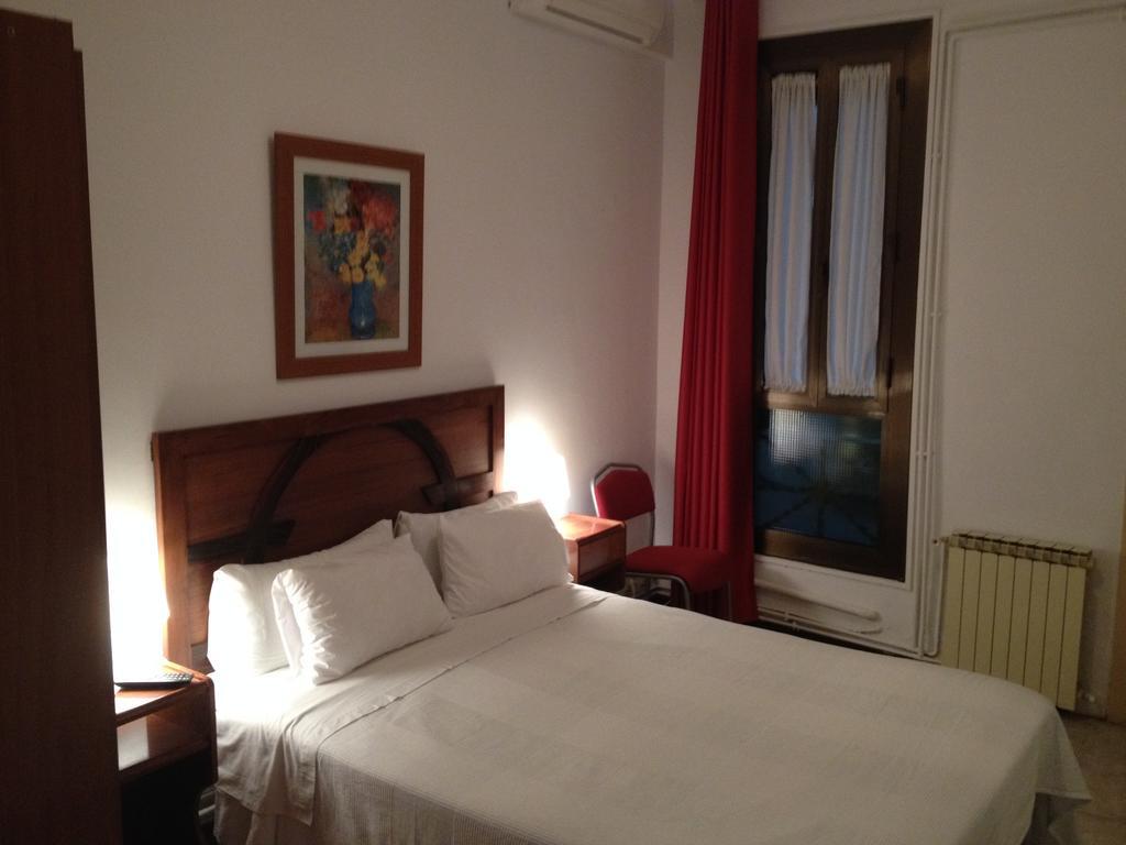 Chambre Double ou Lits Jumeaux