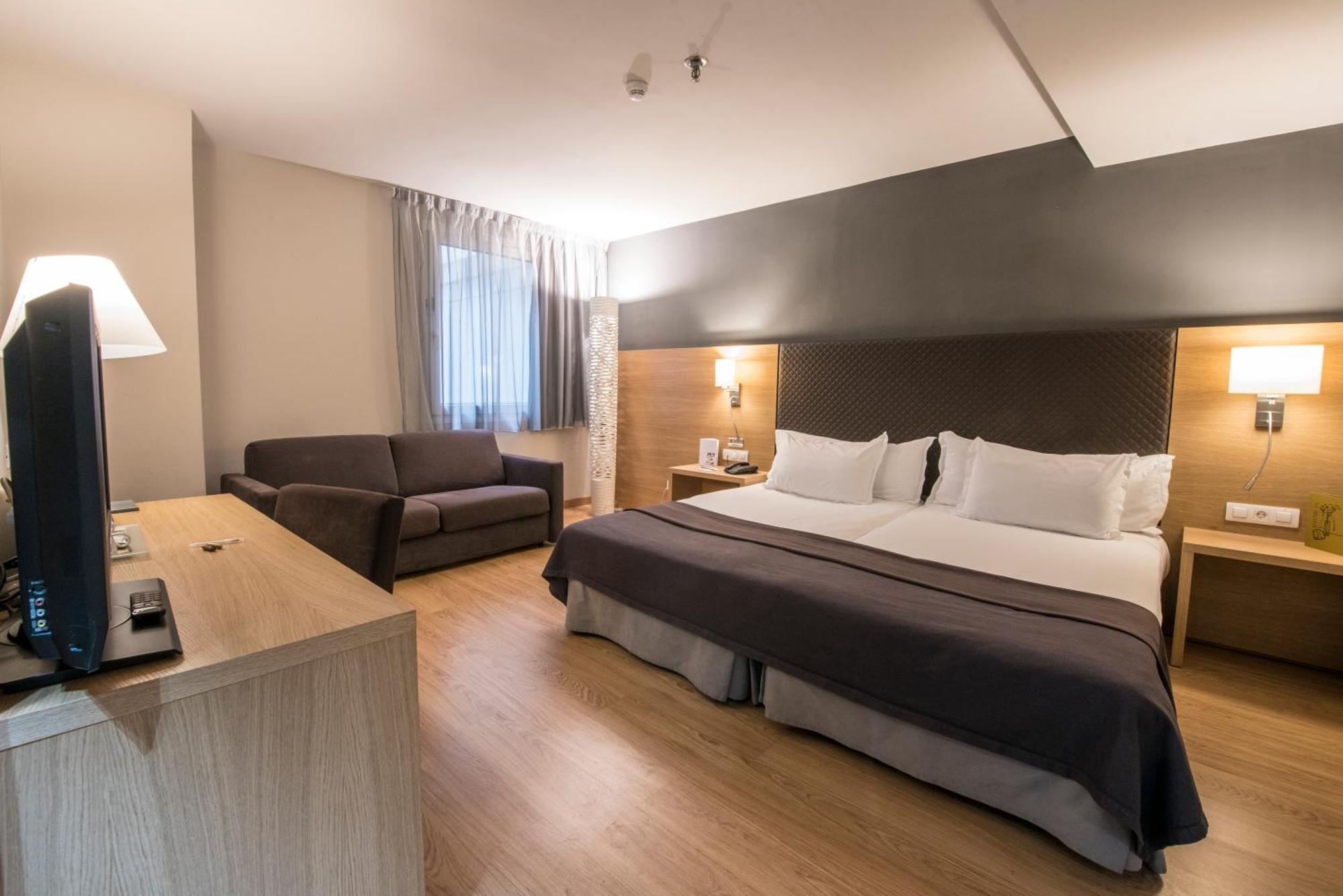 Standard Double or Twin Room with Extra Bed,1273084918:JPEG