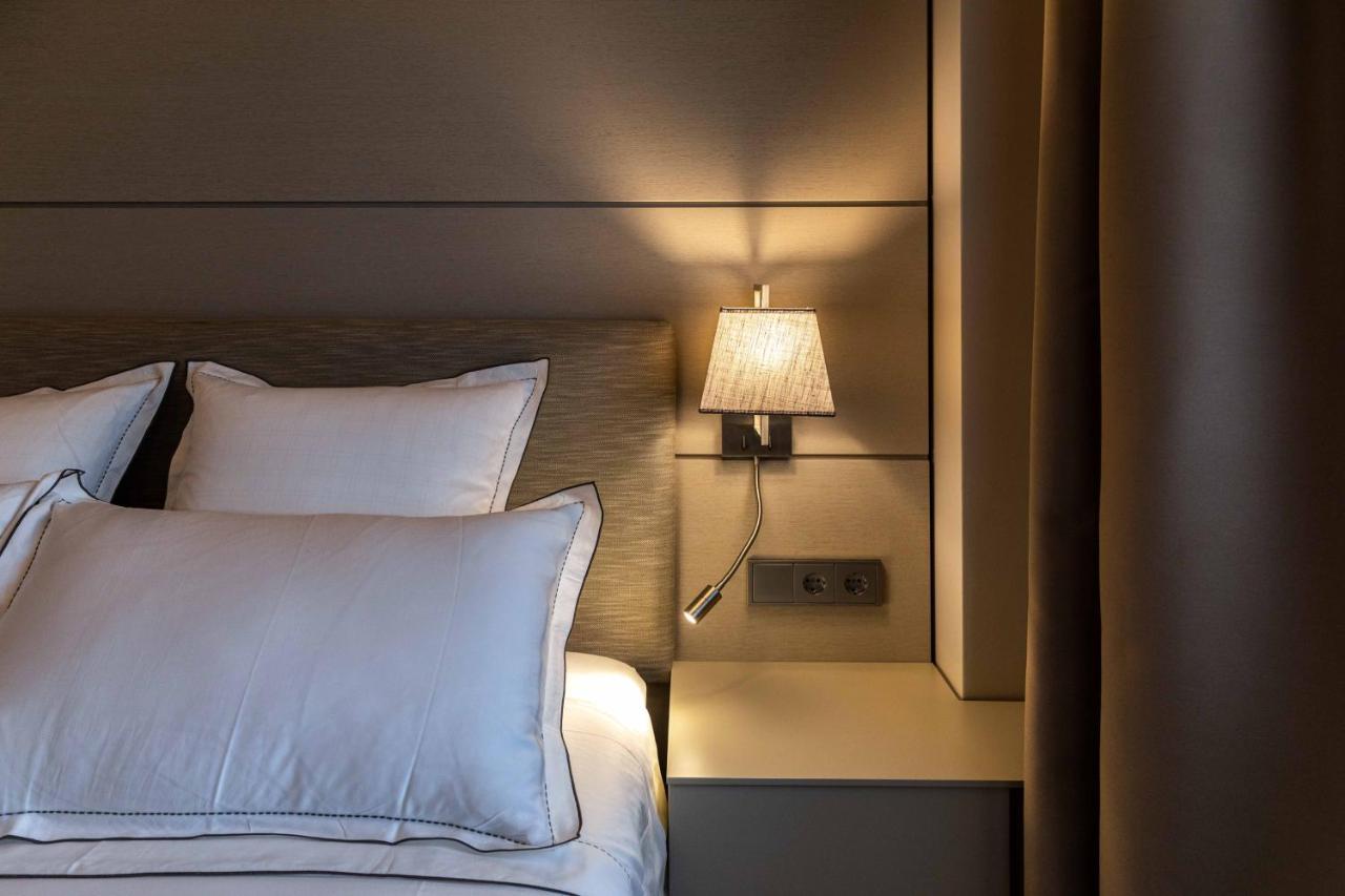 Double Room,1584914153:JPEG