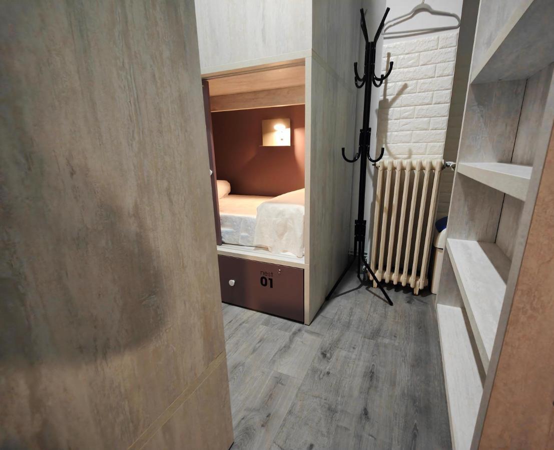 Bed 6-Bed Female Dormitory Room