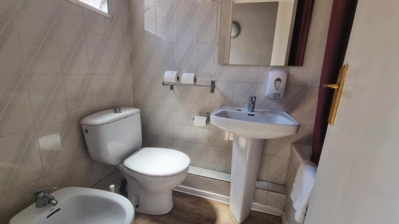 Double Room with Private Bathroom,1370935775:JPEG