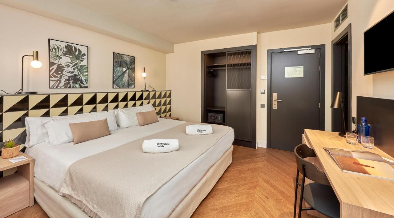 Quarto Standard com Cama de Casal ou 2 de Solteiro