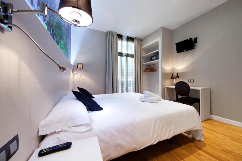 Zweibettzimmer mit Zustellbett