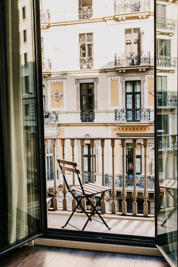 Camera Matrimoniale/Doppia con Letti Singoli con Balcone
