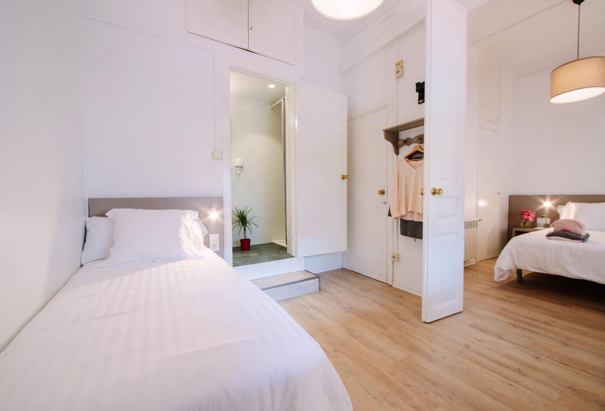 Triple Room,1535650912:JPEG