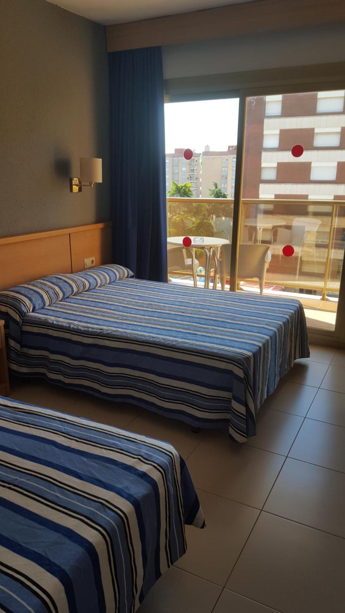 Triple Room,1588062941:JPEG