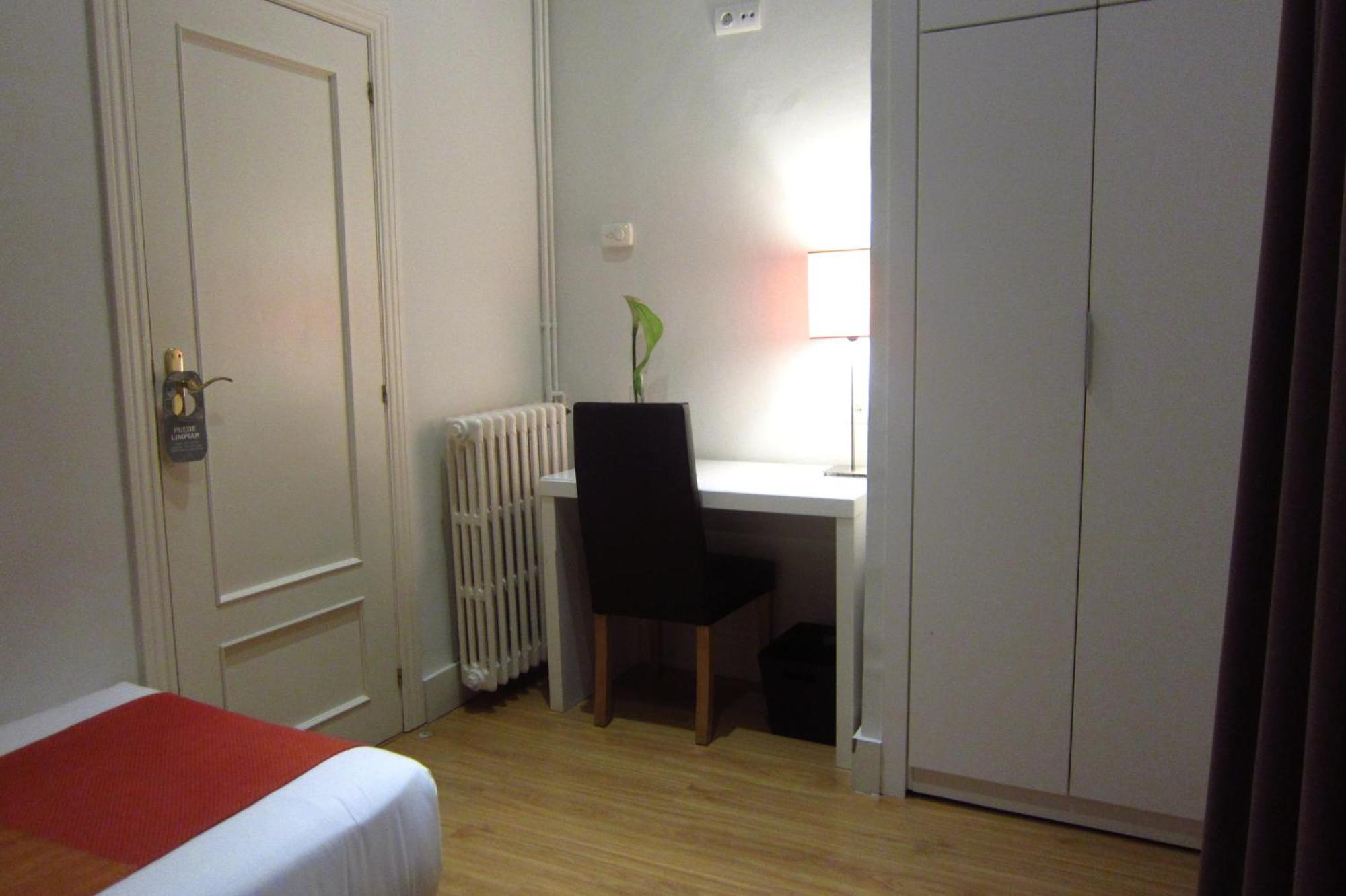 Chambre Simple Économique avec Salle de Bains Extérieure Privative