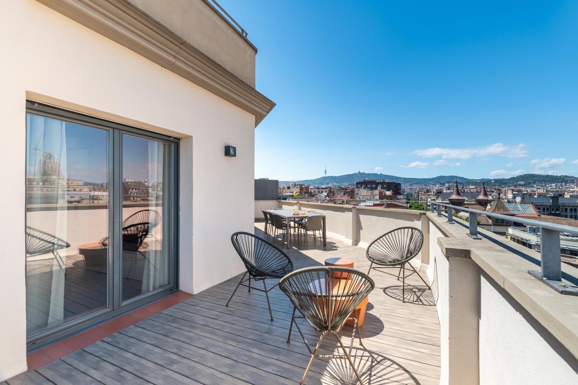 4 bedroom penthouse apartment with terrace