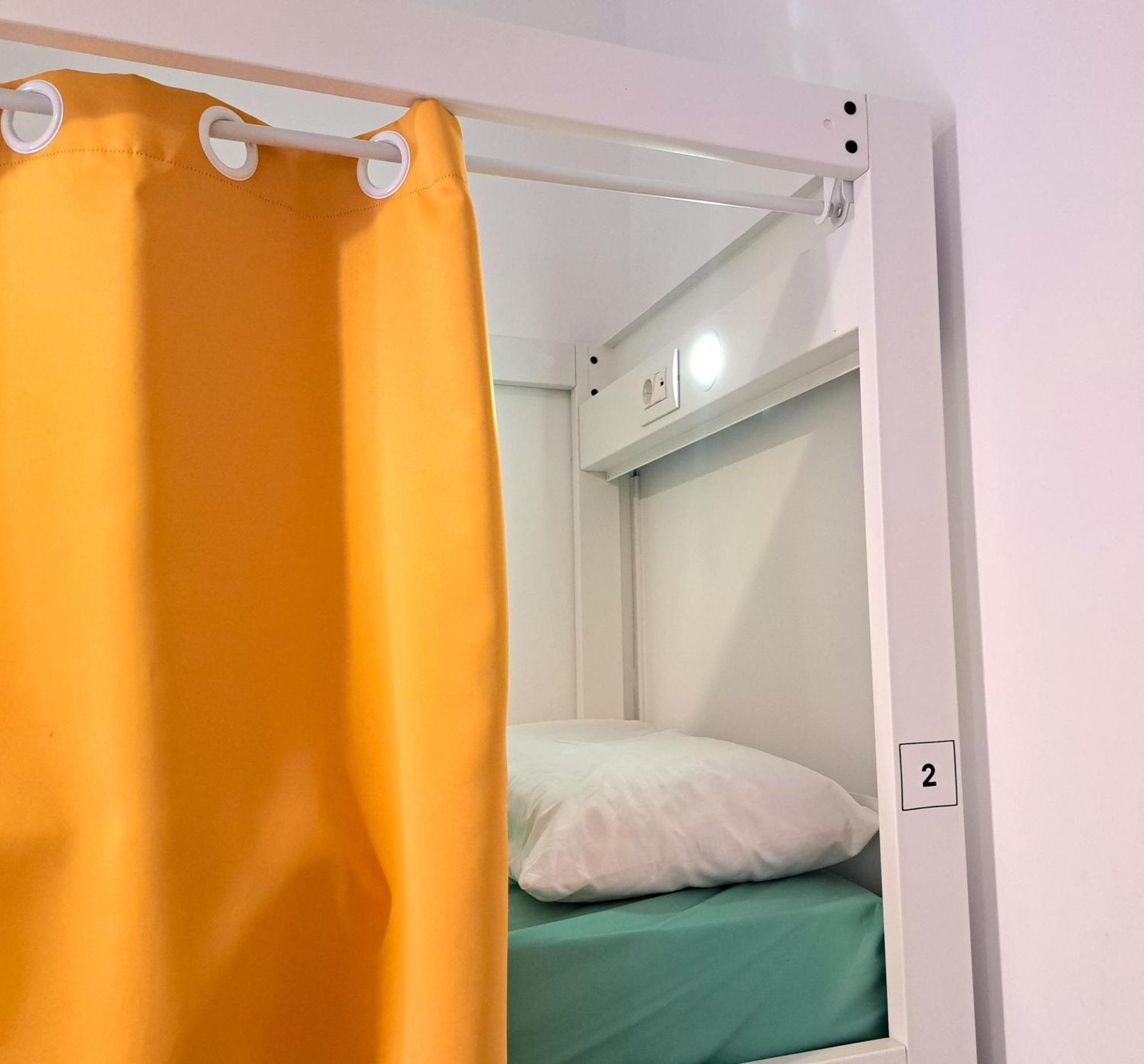 Bed 4-Bed Female Dormitory Room