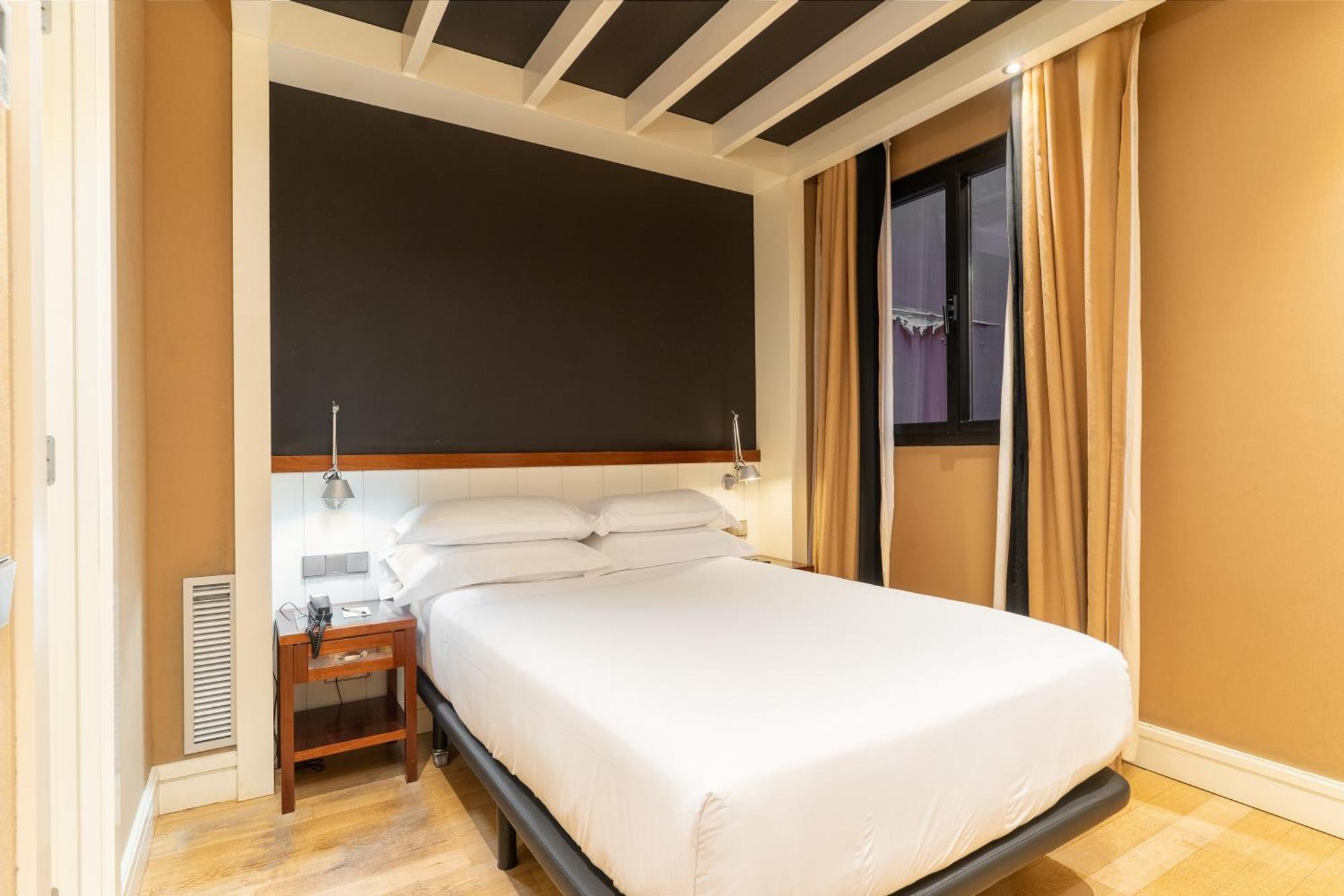 Interior Single Room without views,1610830109:JPEG