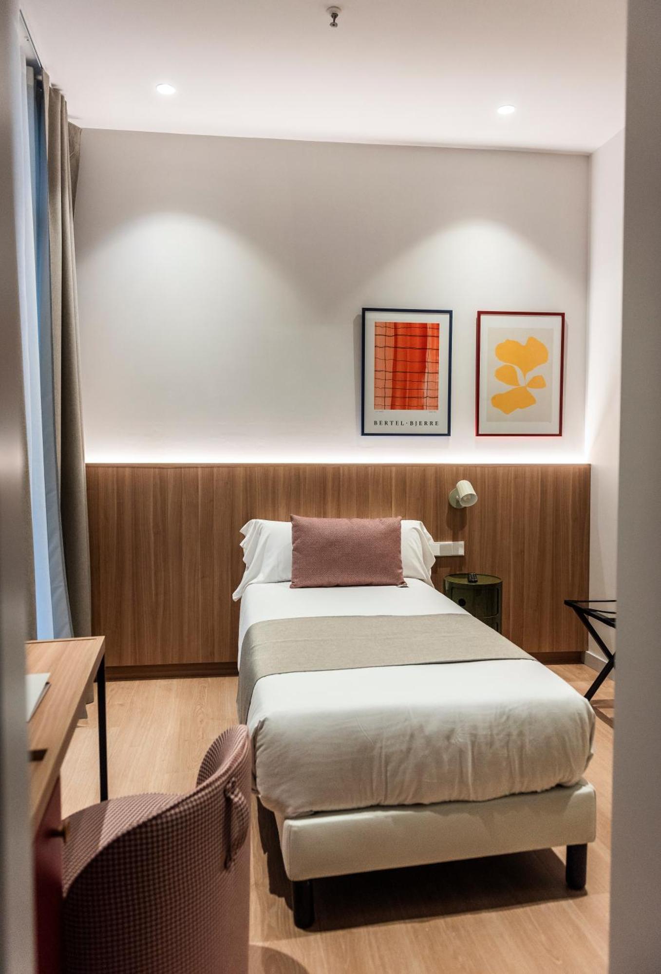 Superior Single Room,1646917570:JPEG