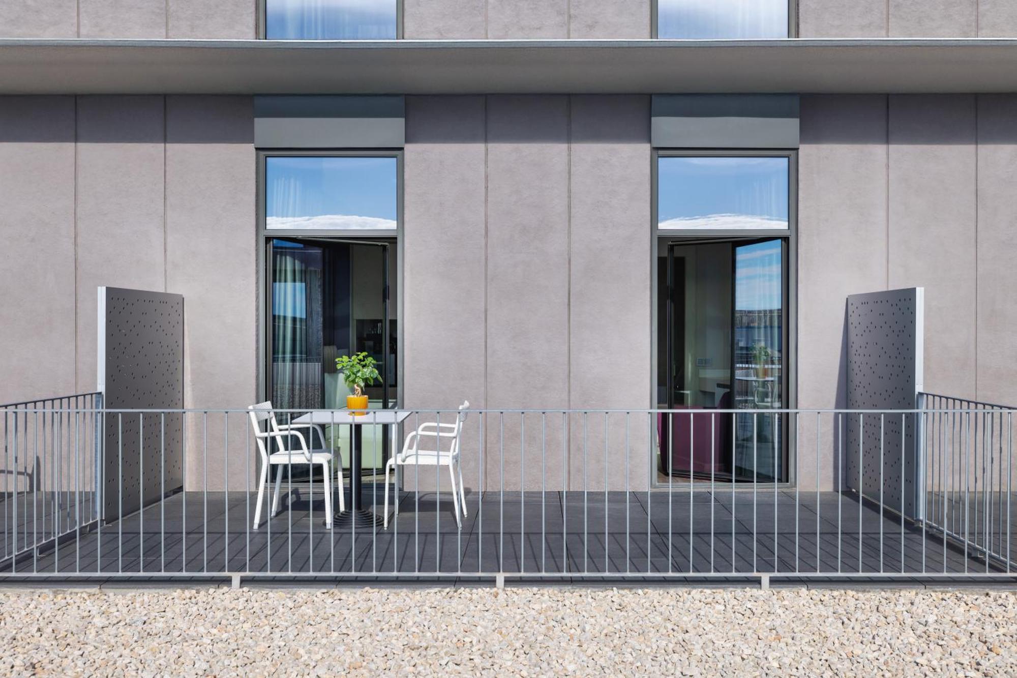 Double or Twin Room with Terrace