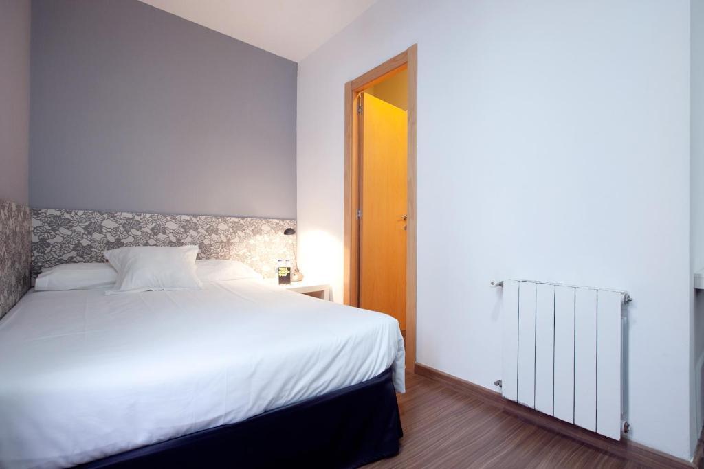 Quarto Duplo com Casa de Banho Privativa