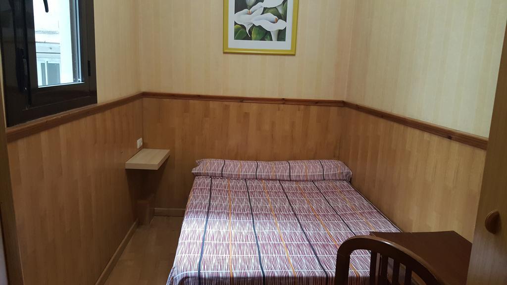 Economy Double Room no views,447910467:JPEG