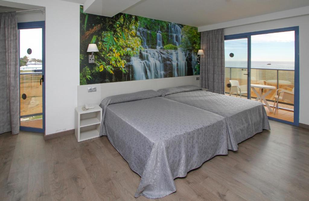 Doppel-/Zweibettzimmer mit Meerblick