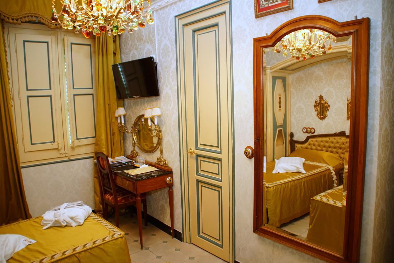 Luxury Twin Room,663640482:JPEG