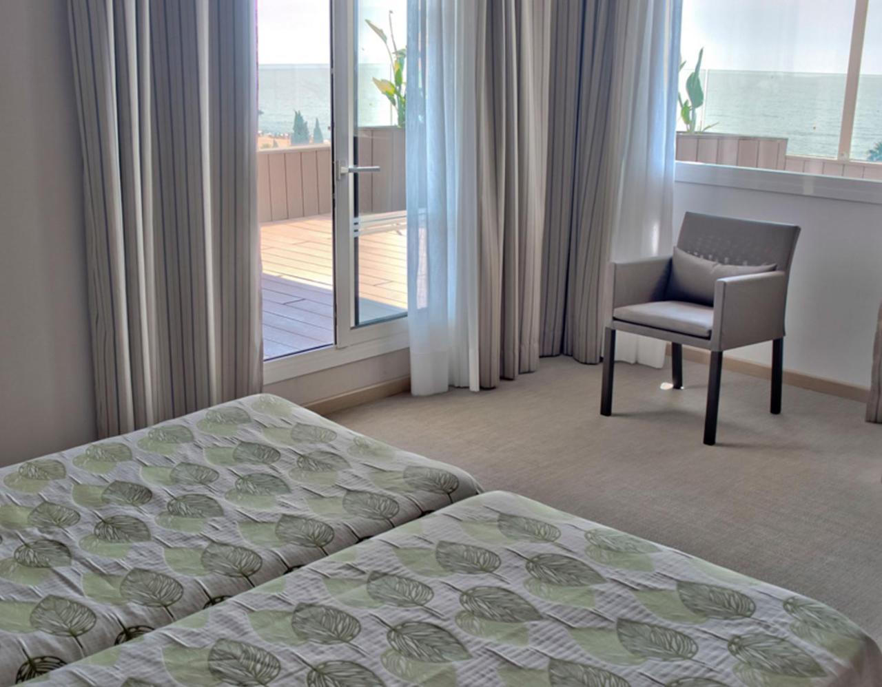 Deluxe Double Room with Sea View,728019244:JPEG