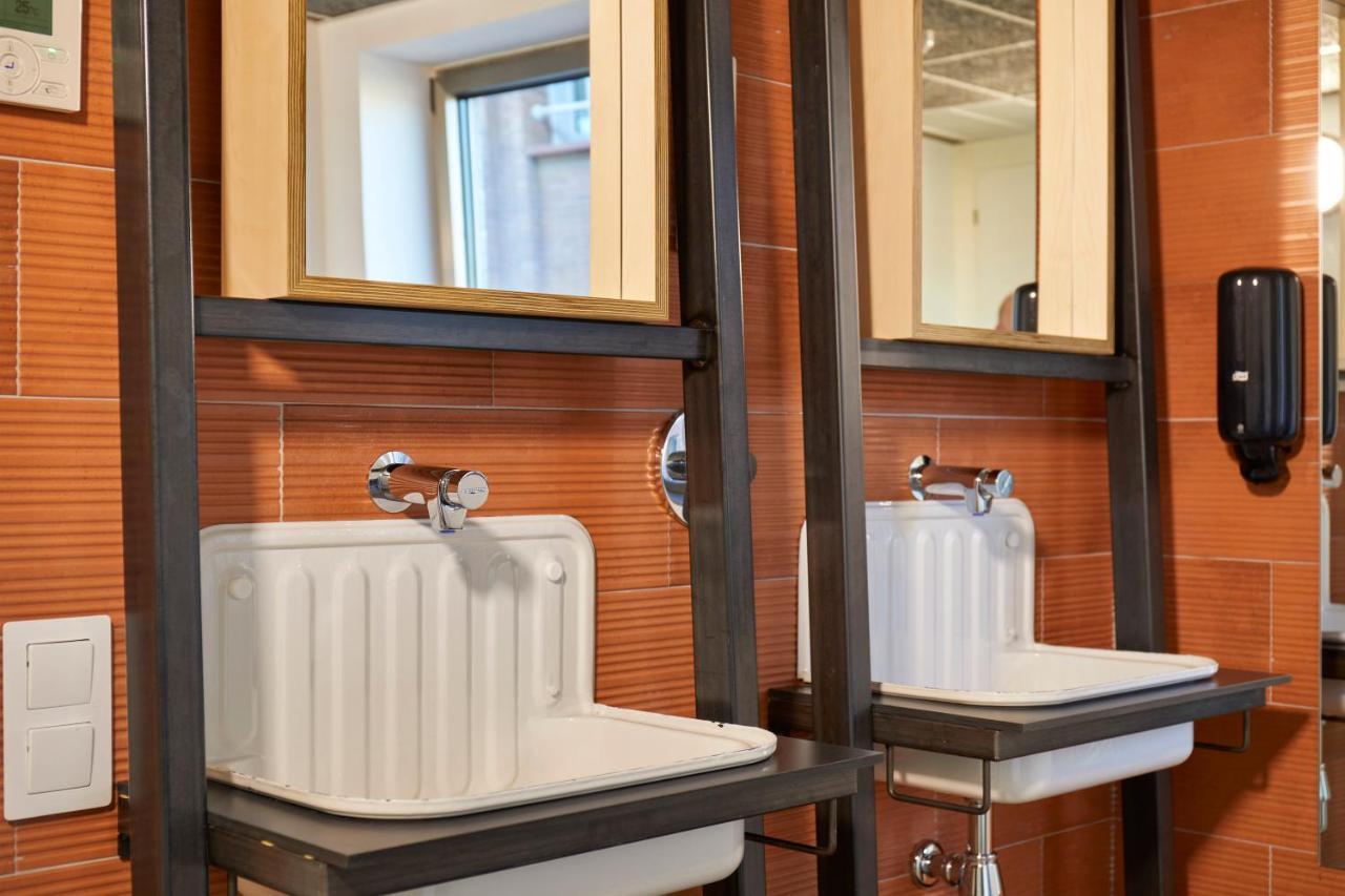 Quarto Quádruplo com Banheiro Privativo