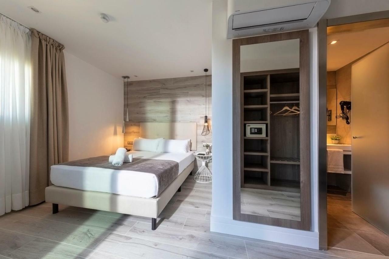 Chambre Supérieure avec Terrasse sans Vue