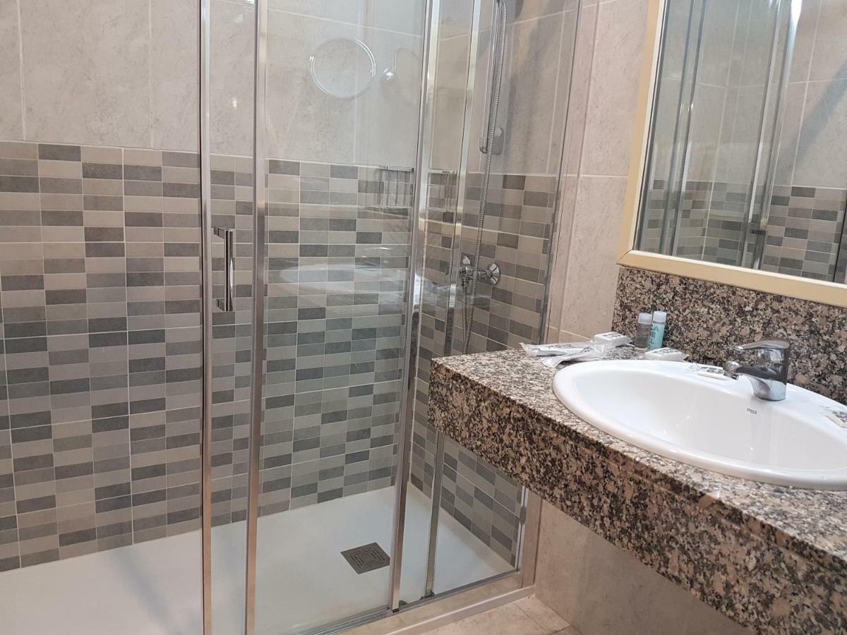 Double or Twin Room,1586102347:JPEG