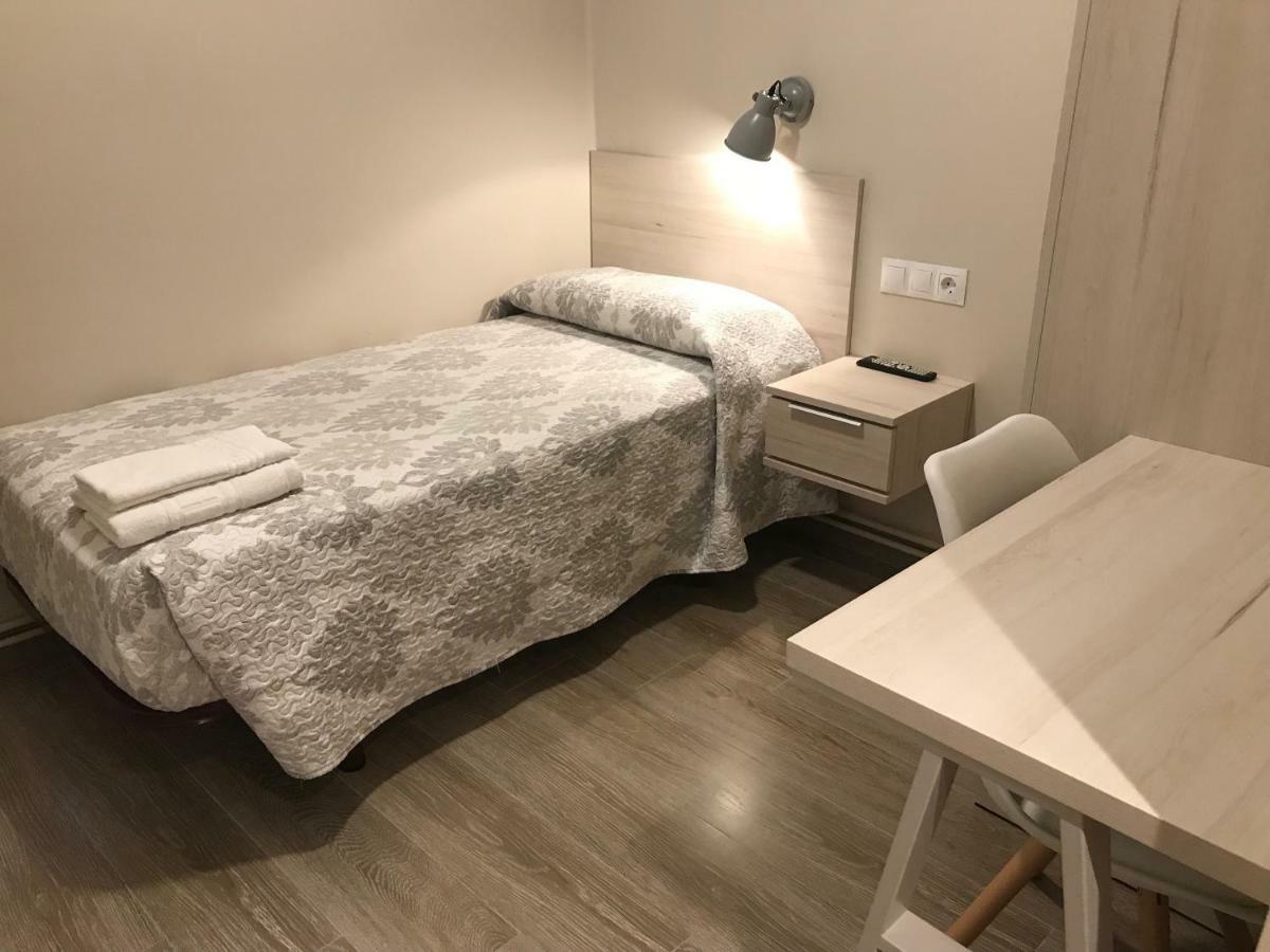 Habitación Individual con baño compartido