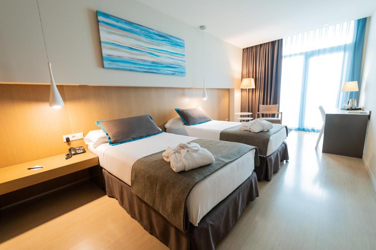 Chambre Double ou Lits Jumeaux - Vue sur Mer