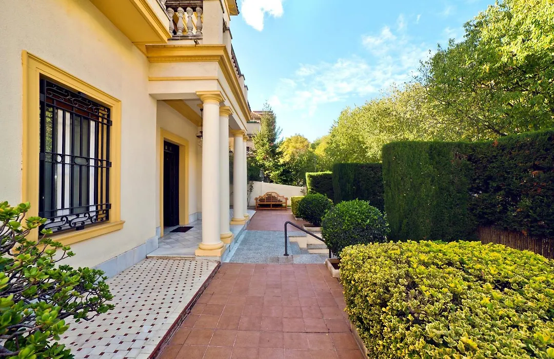 Villa Victoria Barcelona-1