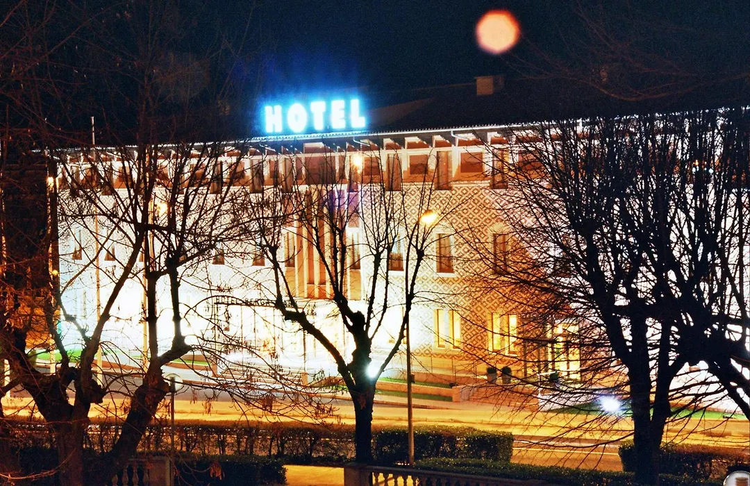 Hotel Berga Park-1