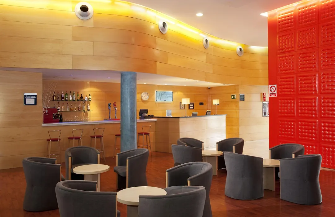 Holiday Inn Express Molins De Rei By Ihg-1