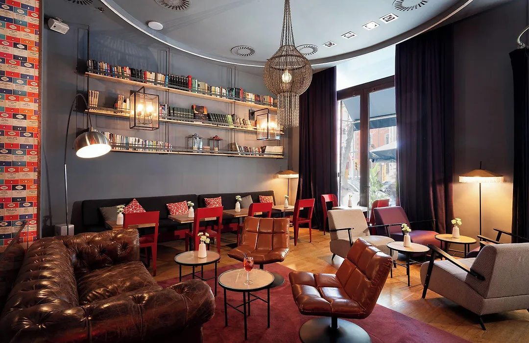 Chic&Basic Born Boutique Hotel-1