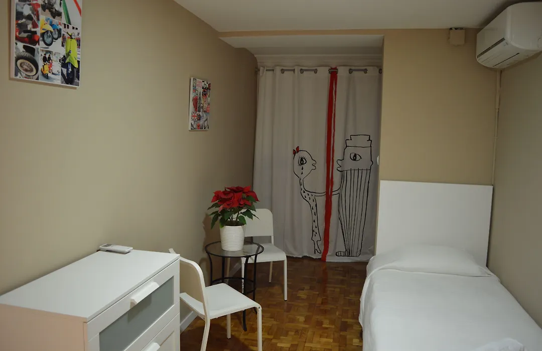 Somnio Hostels-1