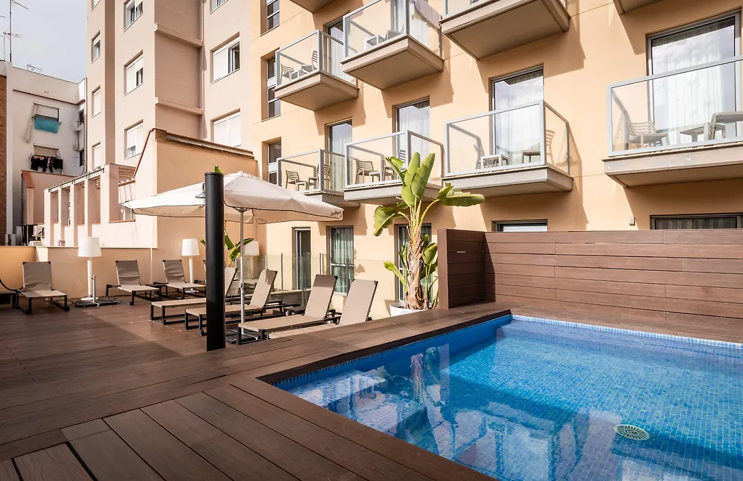 Arya Stadium Hotel-1