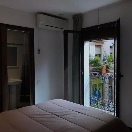 Hostal Radio Barcelona-2