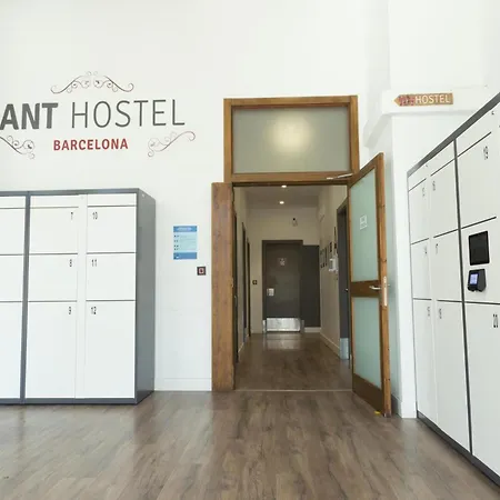 Ant Hostel Barcelona-3