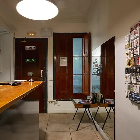 Ella Hostel Gran Vía-2