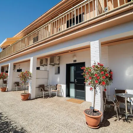 Aparthotel Solifemar-2
