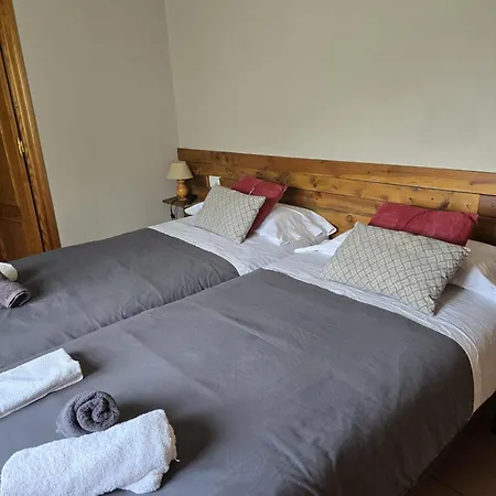 Hostal Rural Cal Xic Saldes-3