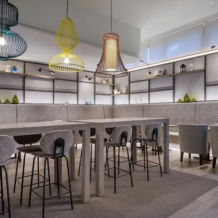 Ac Hotel Som By Marriott-3