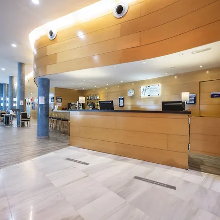 Holiday Inn Express Molins De Rei By Ihg-2