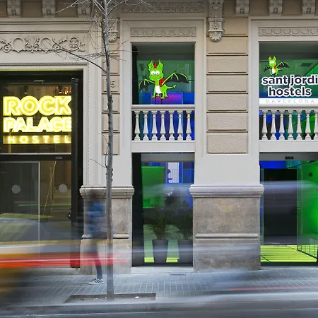 Sant Jordi Hostels Rock Palace-3