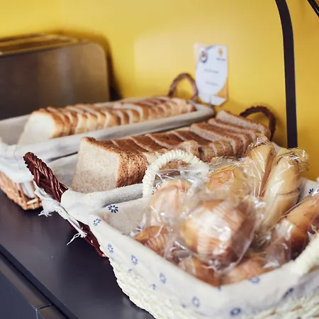 Free Hostels Barcelona-2