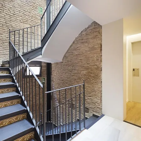 Deco Apartments Barcelona-Born Apt.-3