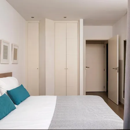 Feelathome Plaza Apartments-3