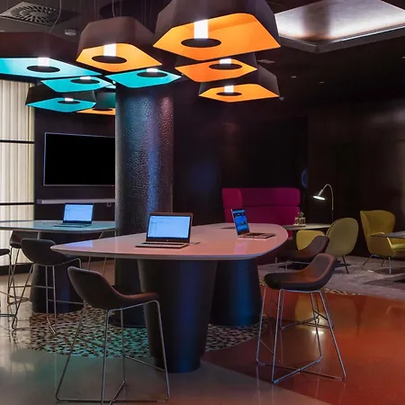Novotel Barcelona Cornella-3