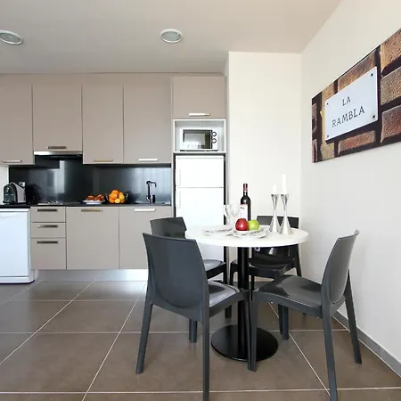 Pierre & Vacances Barcelona Sants-2