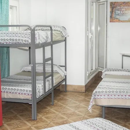 Hostal Ideal Sants-3