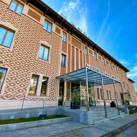 Hotel Berga Park-2