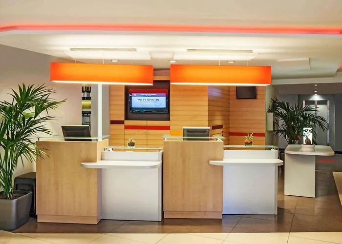 Ibis Cornella Hotel Cornella de Llobregat